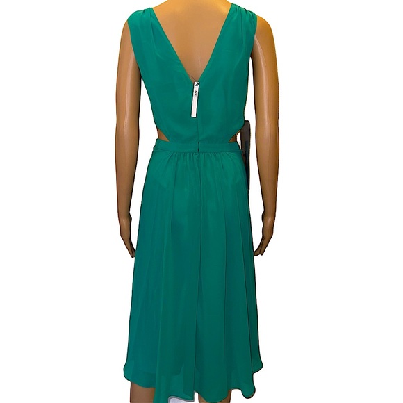 NWT~ASOS-Green Cut Out Dress 👗 - Picture 5 of 9